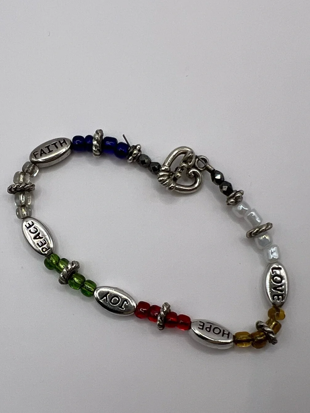 Vintage Faith Hope Love Peace Joy Word Charm Bracelet Silvertone Rainbow